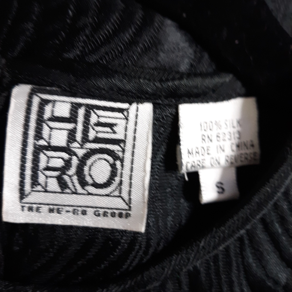 NWT Hero blouse - Picture 4 of 7